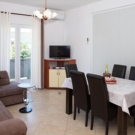Apartman Mira I Denis Supetarska Draga Eksteriør billede